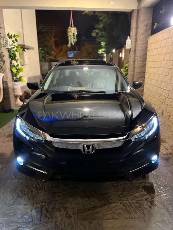 Honda Civic 2021 for Sale in Peshawar Image-1