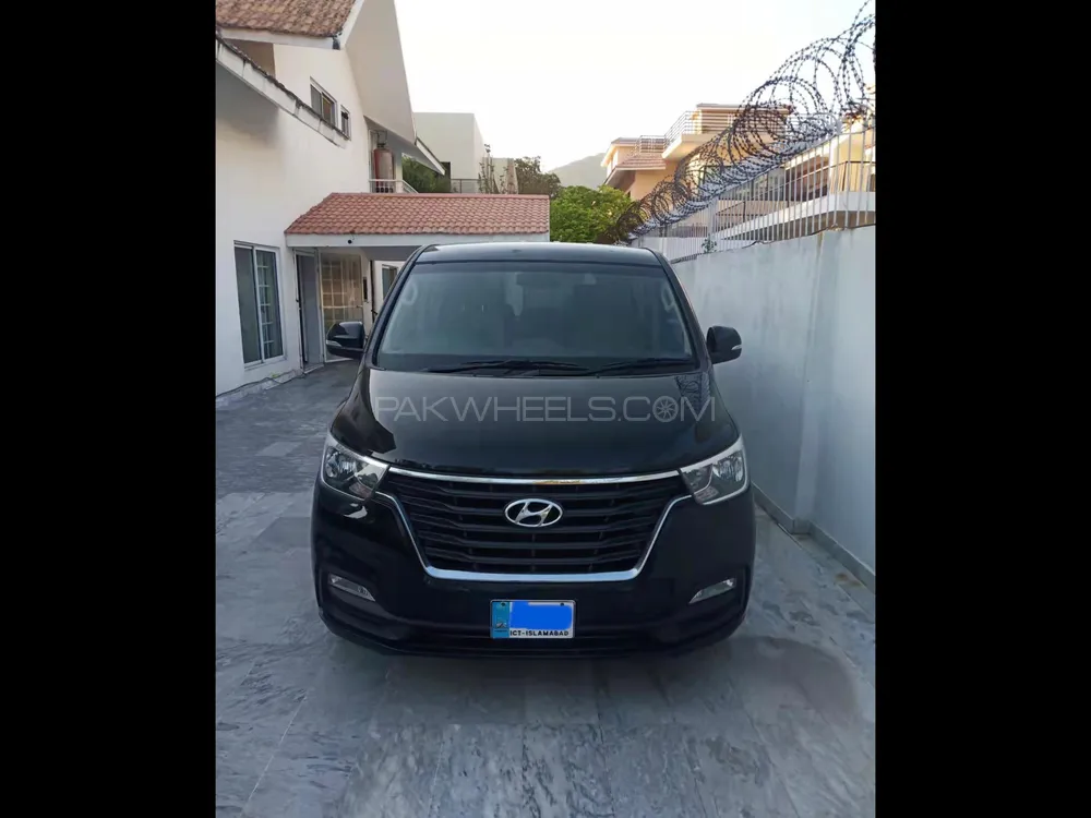 Hyundai Grand Starex 2020 for Sale in Islamabad Image-1