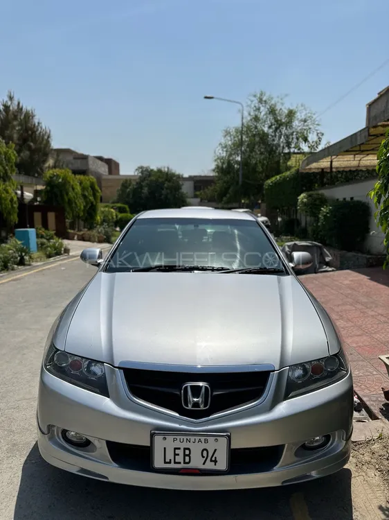 Honda Accord 2002 for Sale in Faisalabad Image-1