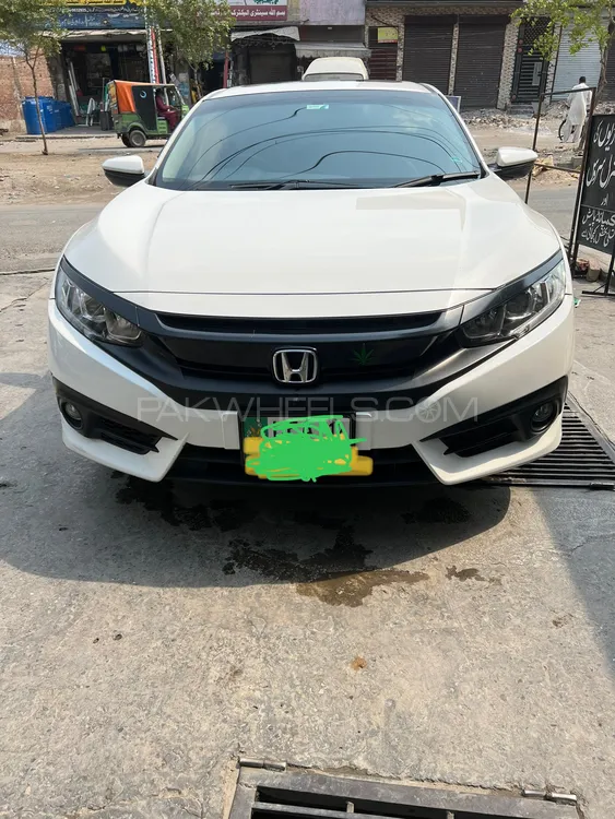 Honda Civic 2018 for Sale in Lahore Image-1