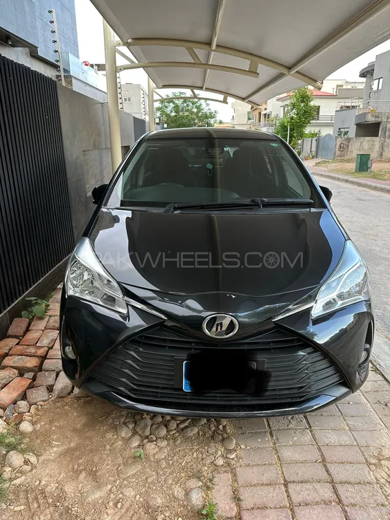 Toyota Vitz 2018 for Sale in Islamabad Image-1