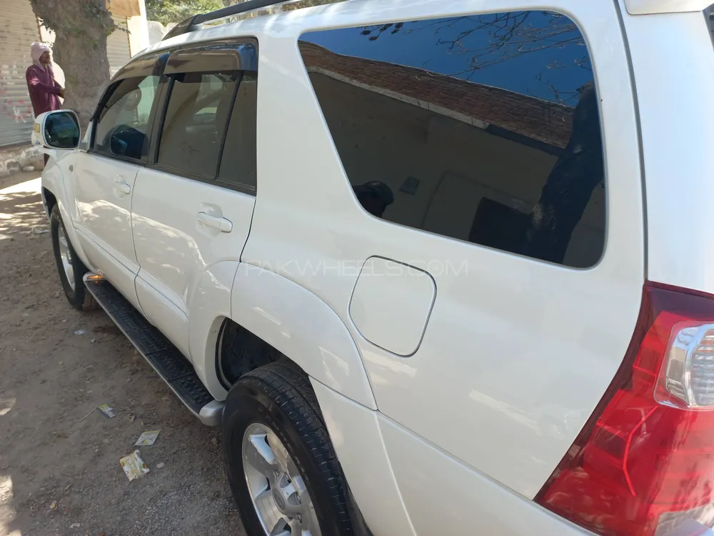 Toyota Surf 2004 for Sale in Quetta Image-1