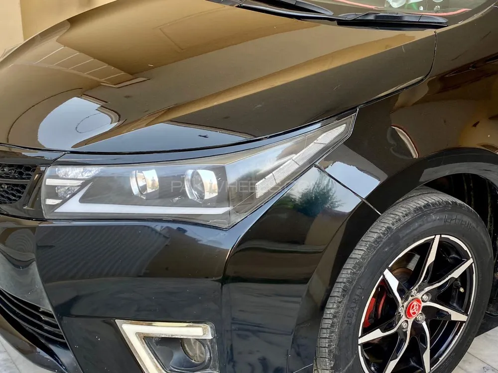 Toyota Corolla 2015 for Sale in Mandi bahauddin Image-1