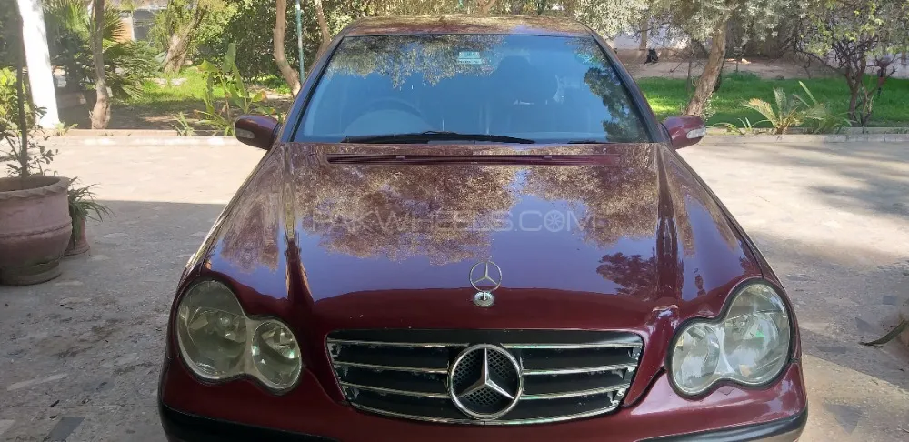 Mercedes Benz C Class 2003 for Sale in Islamabad Image-1
