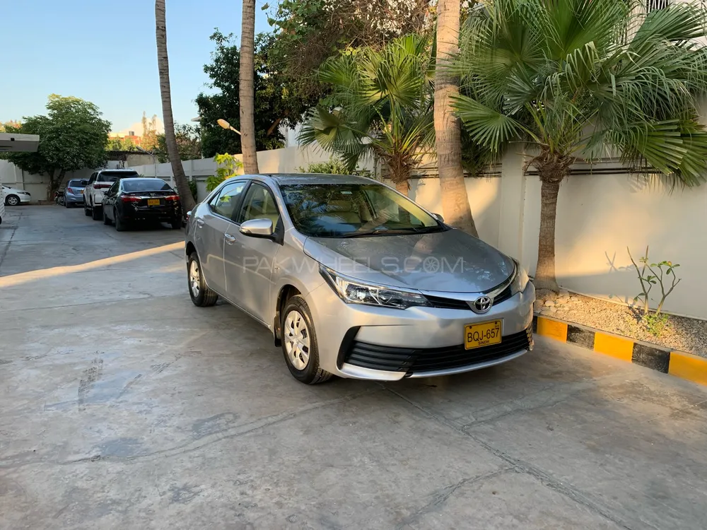 Toyota Corolla 2019 for Sale in Karachi Image-1