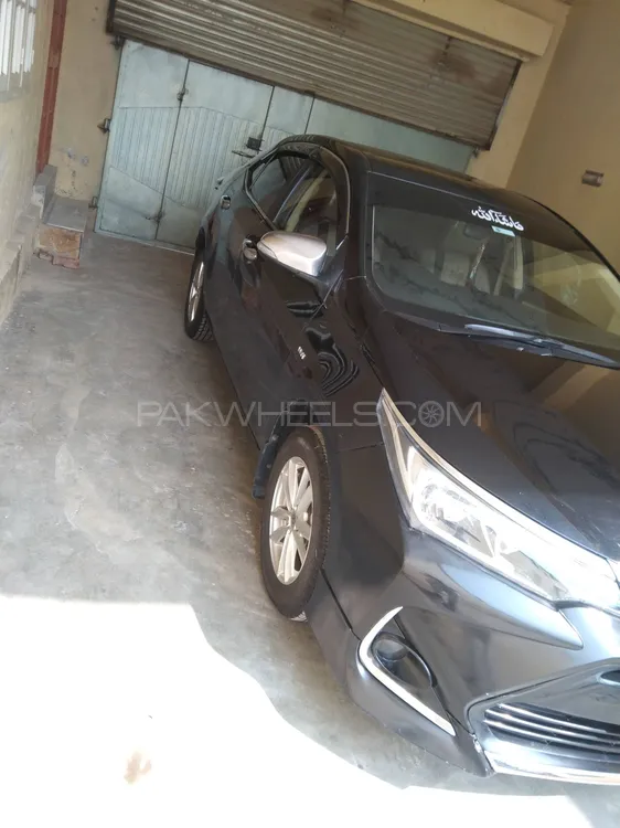 Toyota Corolla 2017 for Sale in Gujrat Image-1