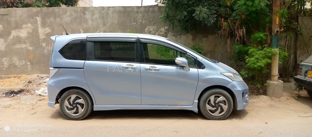Honda Freed 2014 for Sale in Karachi Image-1