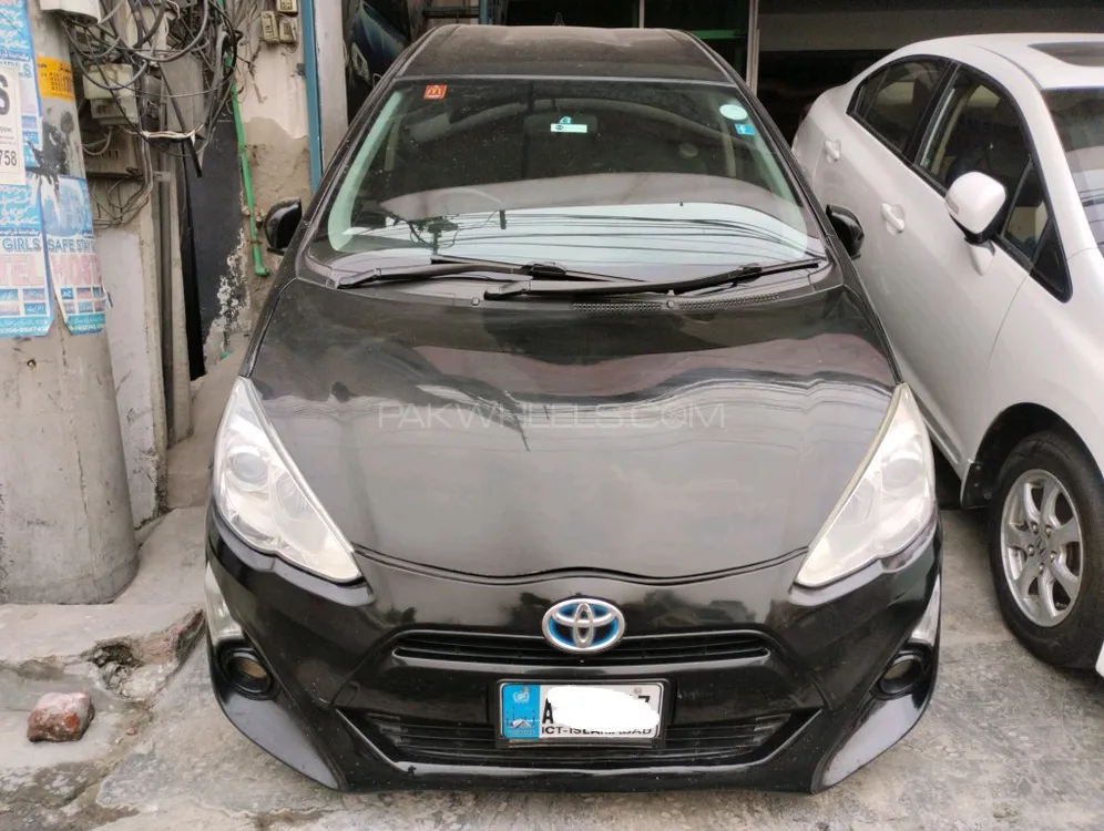 Toyota Aqua 2015 for Sale in Lahore Image-1