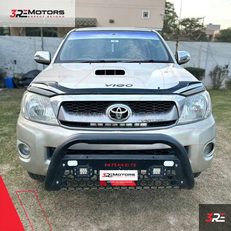 Toyota Hilux 2009 for Sale in Lahore Image-1