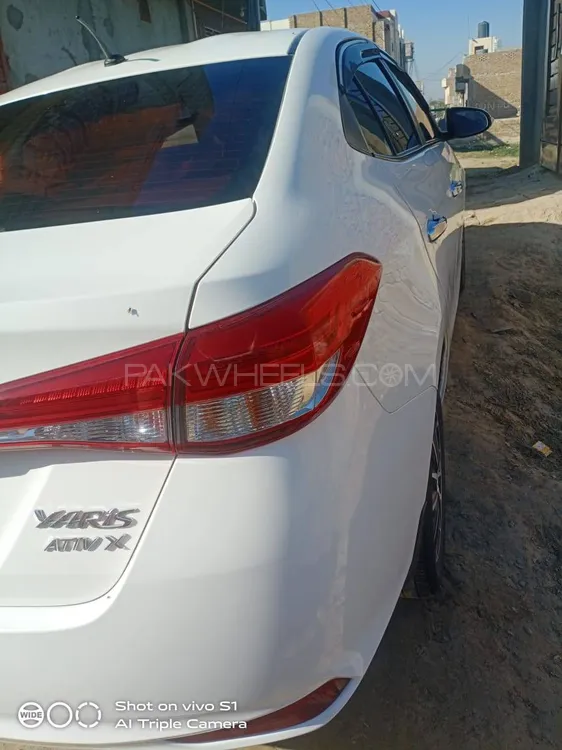 Toyota Yaris Sedan 2021 for Sale in Burewala Image-1