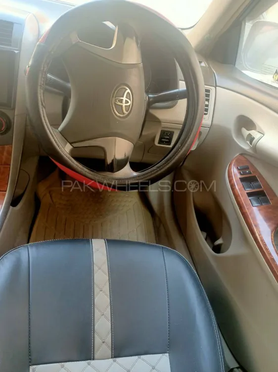 Toyota Corolla 2010 for Sale in Karachi Image-1