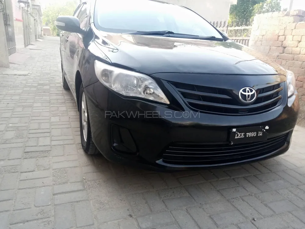 Toyota Corolla 2012 for Sale in Sargodha Image-1