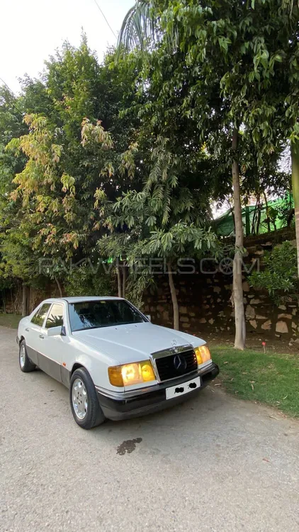 Mercedes Benz E Class 1993 for Sale in Peshawar Image-1