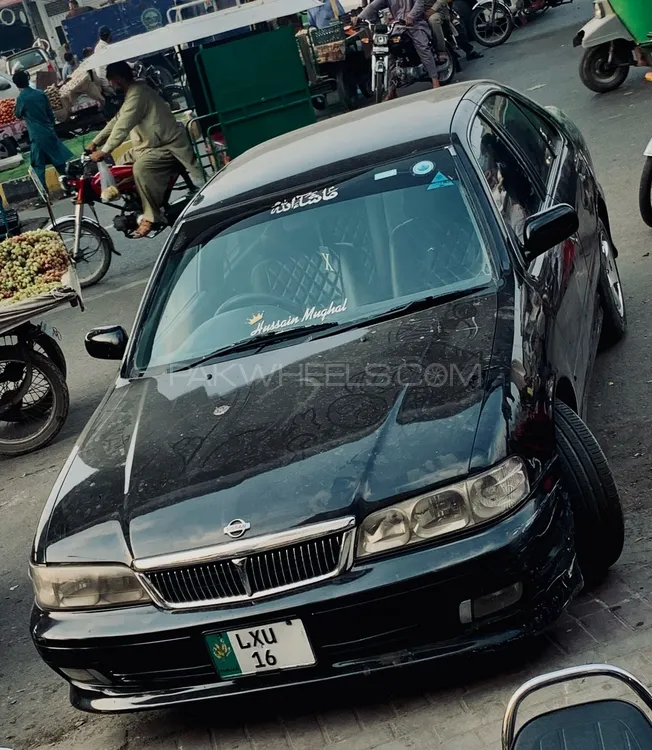 Nissan Sunny 2002 for Sale in Lahore Image-1