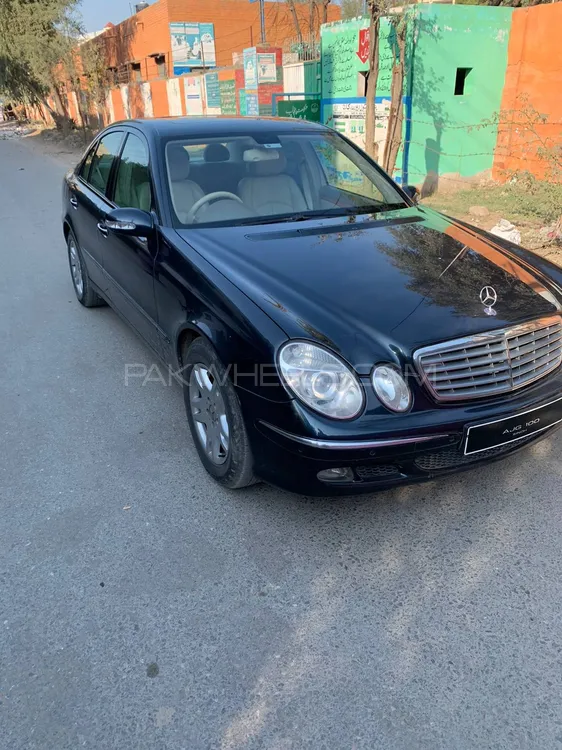 Mercedes Benz E Class 2006 for Sale in Sargodha Image-1