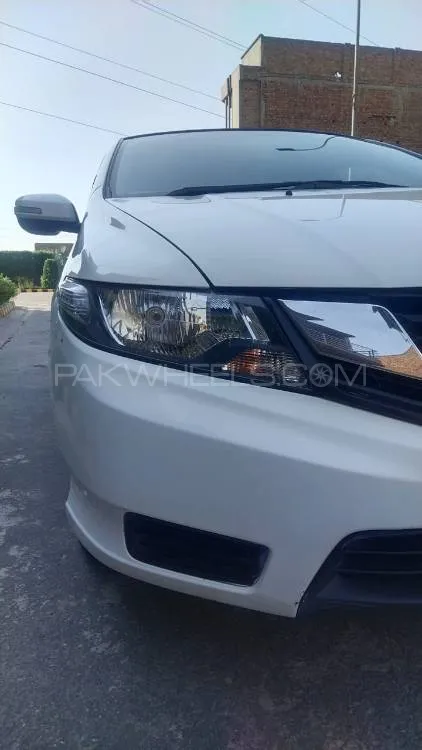 Honda City 2018 for Sale in Faisalabad Image-1