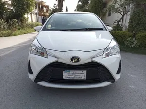 Toyota Vitz F 1.0 2017 for Sale