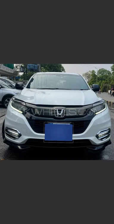 Honda Vezel 2018 for Sale in Lahore Image-1