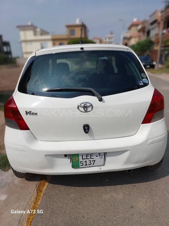 Toyota Vitz 2008 for Sale in Lahore Image-1