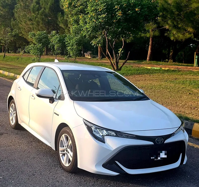 Toyota Corolla Cross 2019 for Sale in Islamabad Image-1