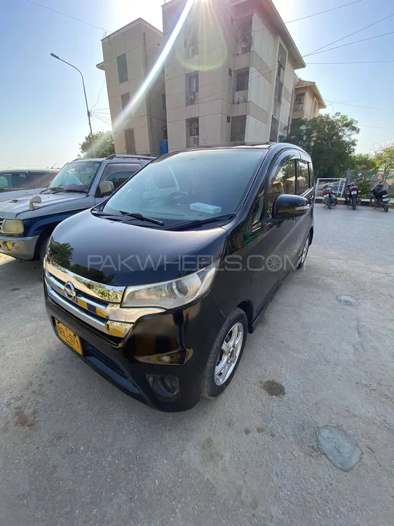 Nissan Dayz Highway Star 2013 for Sale in Karachi Image-1