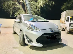 Toyota Aqua S 2017 for Sale
