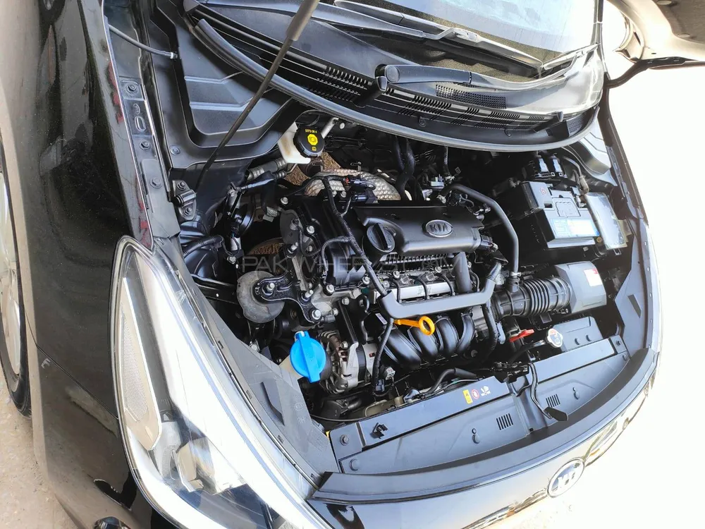 KIA Rio 2018 for Sale in Karachi Image-1