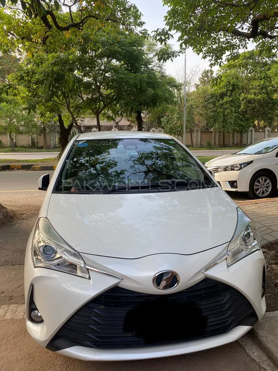 Toyota Vitz 2019 for Sale in Islamabad Image-1