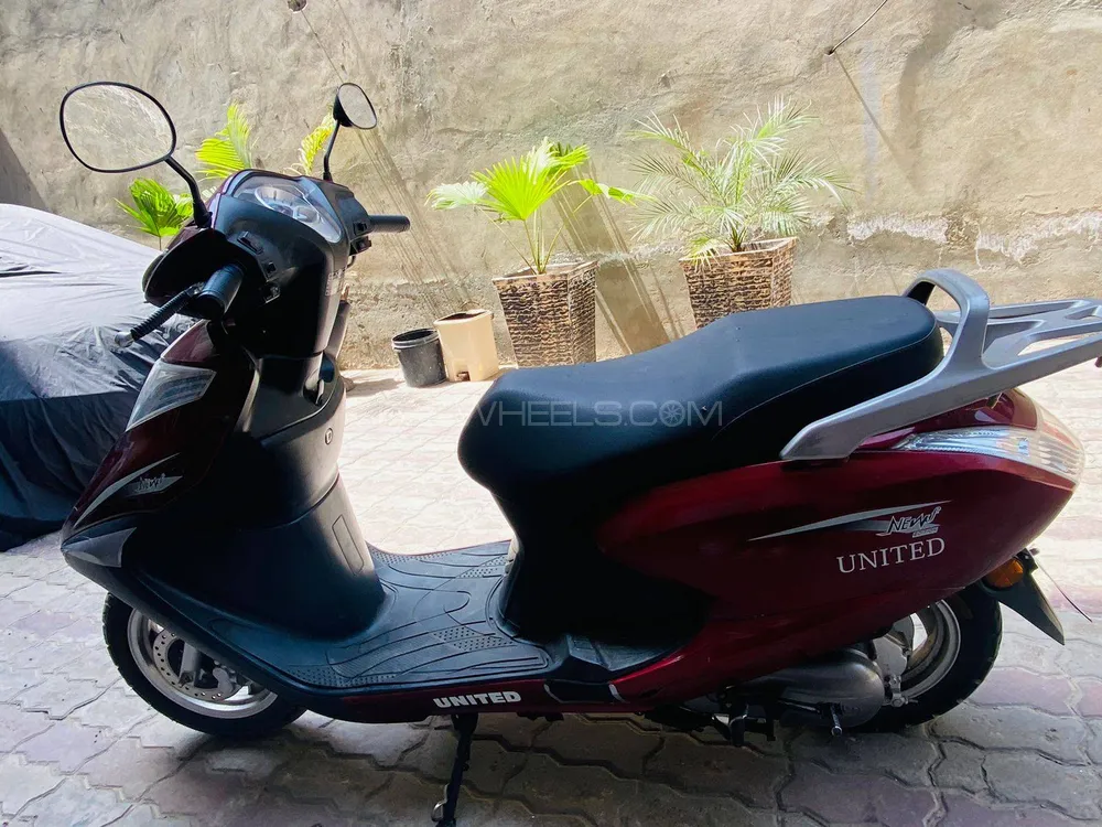 Scooty price on deals olx