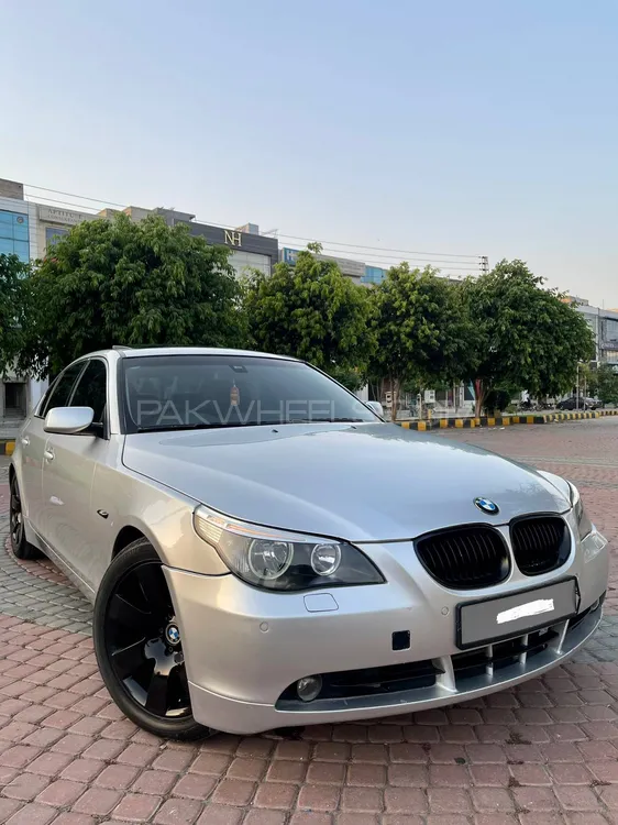 BMW 5 Series 2004 for Sale in Lahore Image-1
