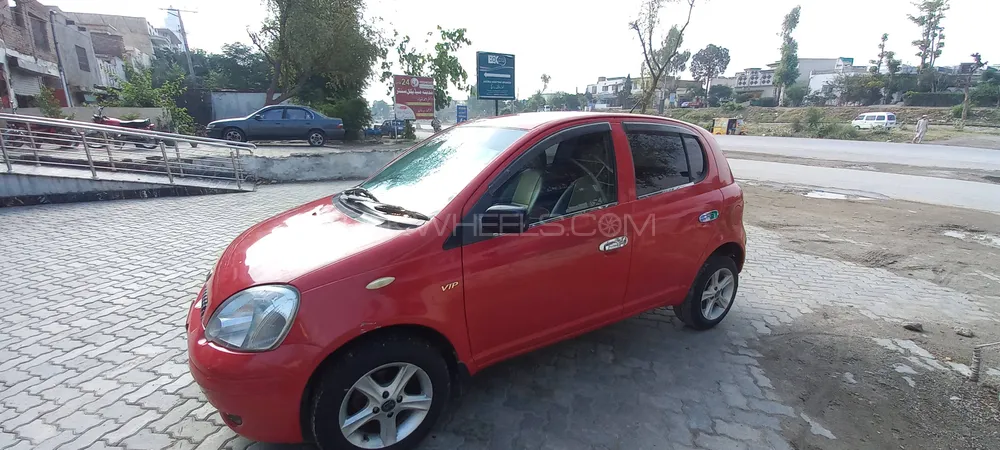 Toyota Vitz 2004 for Sale in Akora khattak Image-1