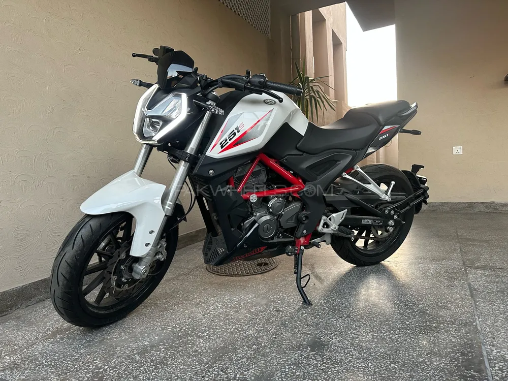 Benelli TRK 251 2022 for Sale Image-1