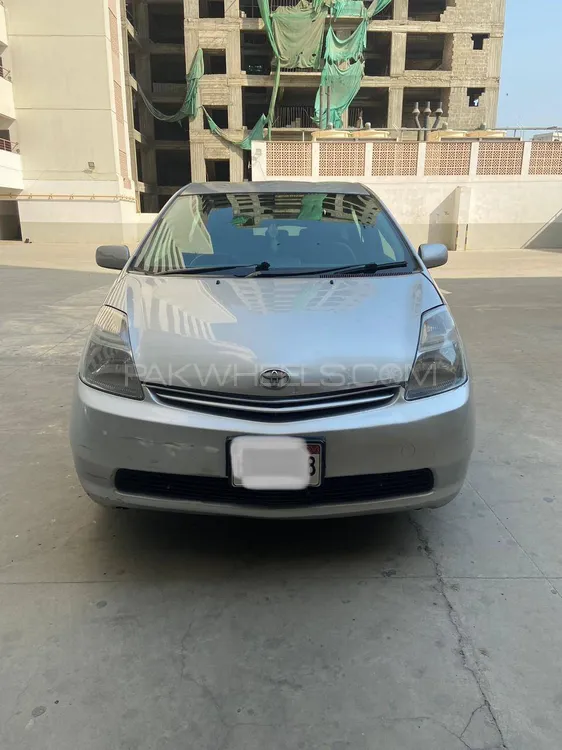 Toyota Prius 2010 for Sale in Karachi Image-1