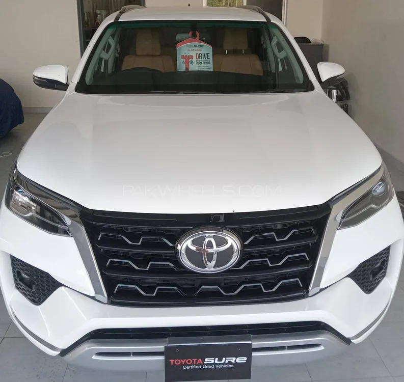 Toyota Fortuner 2022 for Sale in Lahore Image-1