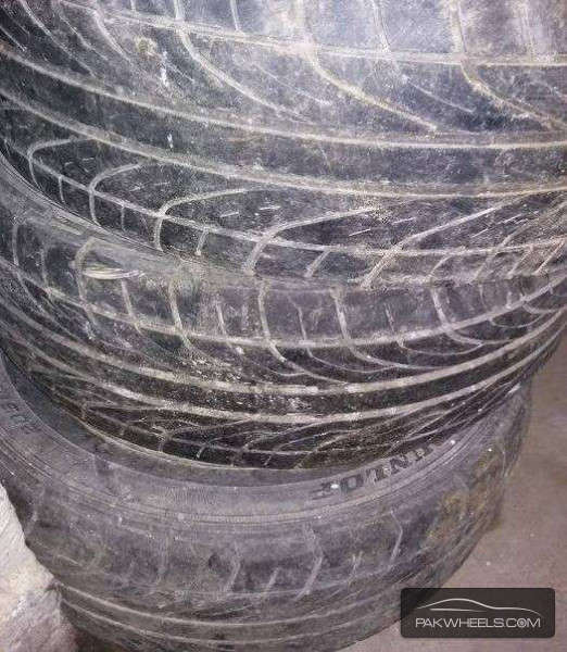  Dunlop 15 size tires  Image-1