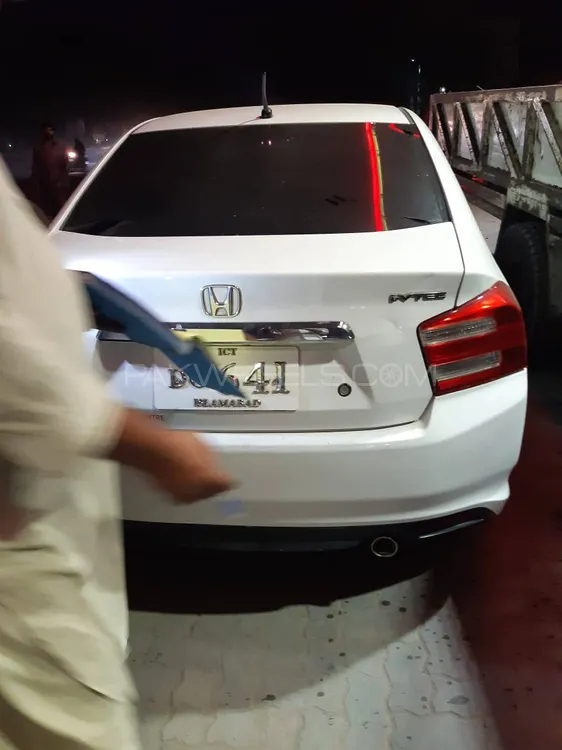 Honda City 2015 for Sale in Karachi Image-1