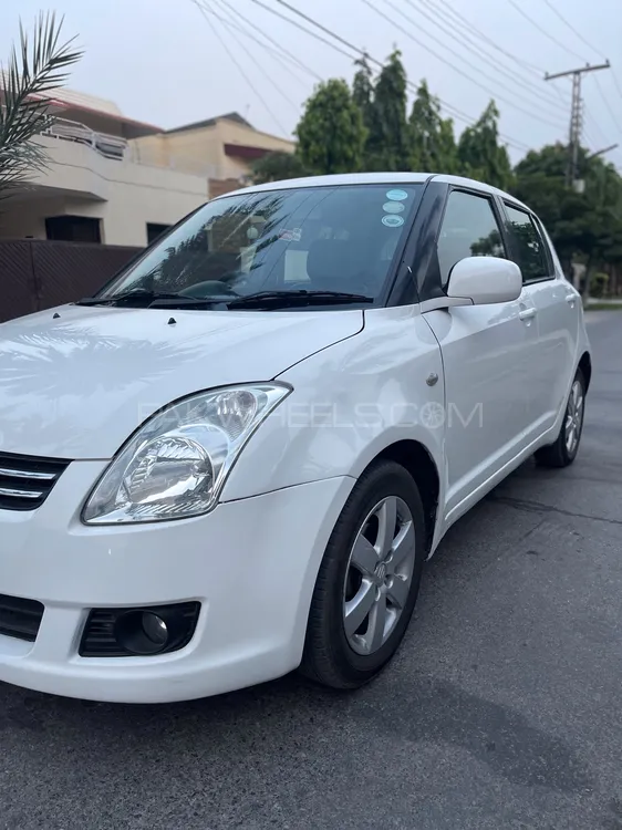Suzuki Swift 2013 for Sale in Lahore Image-1