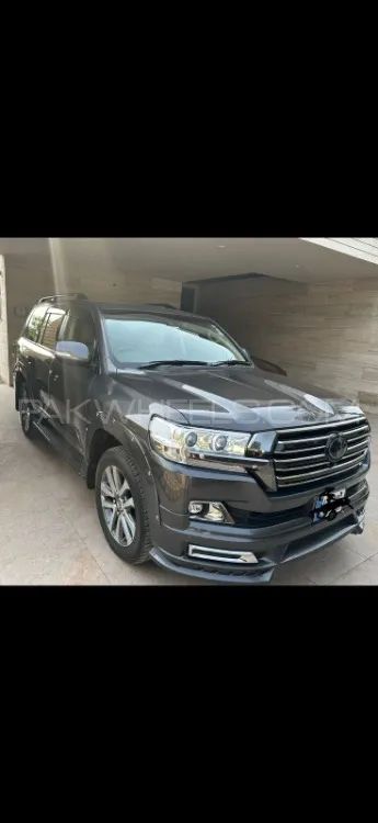 Toyota Land Cruiser 2017 for Sale in Faisalabad Image-1