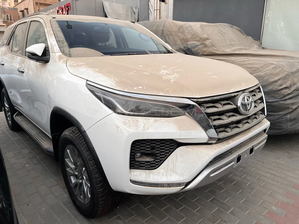 Toyota Fortuner 2022 for Sale in Karachi Image-1