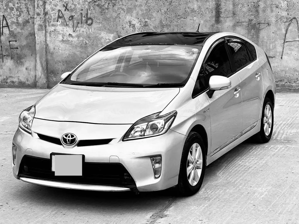 Toyota Prius 2013 for Sale in Rawalpindi Image-1