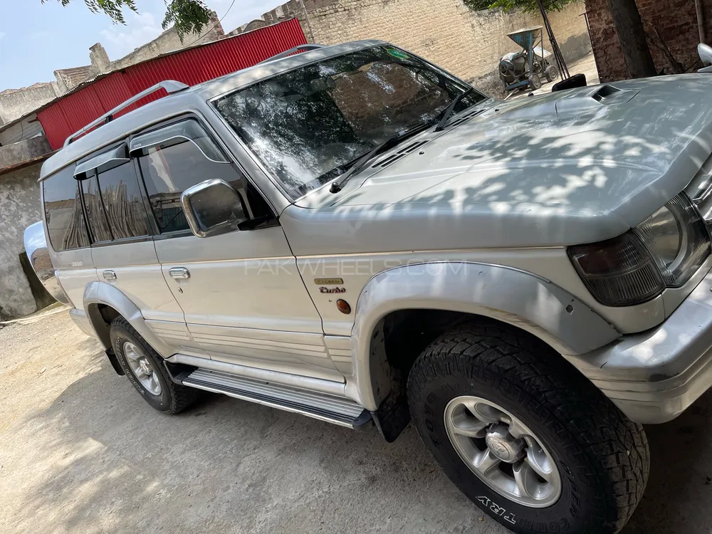 Mitsubishi Pajero 1995 for Sale in Nowshera Image-1