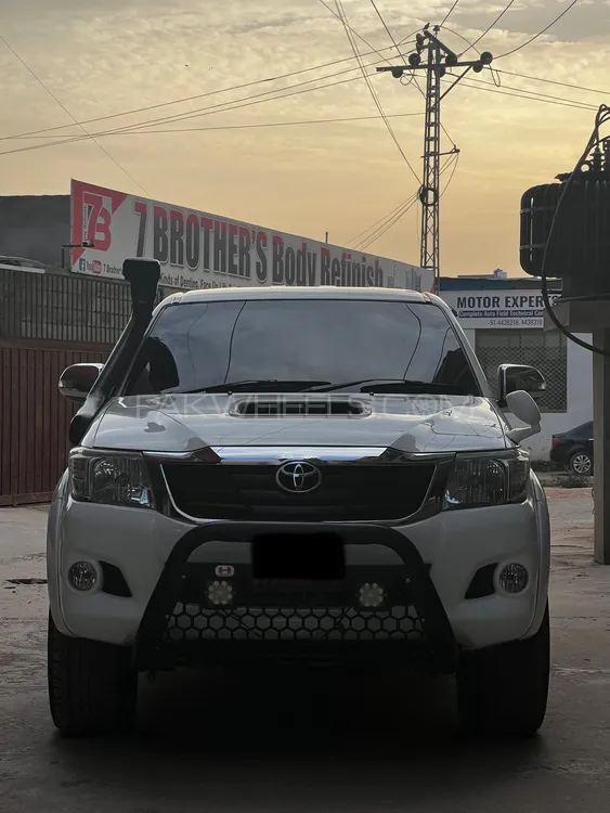 Toyota Hilux 2007 for Sale in Islamabad Image-1