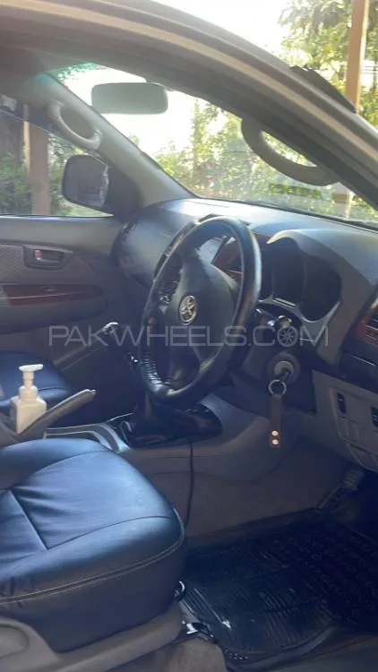 Toyota Hilux 2009 for Sale in Islamabad Image-1