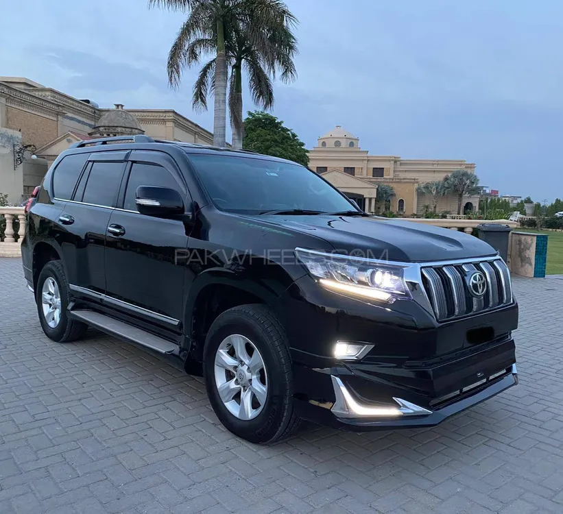 Toyota Prado 2011 for Sale in Gujrat Image-1