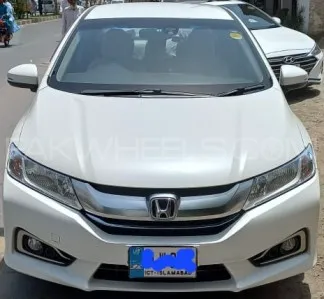 Honda Grace Hybrid 2015 for Sale in Bahawalpur Image-1