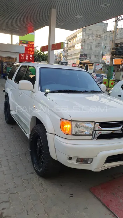 Toyota Surf 2002 for Sale in Islamabad Image-1