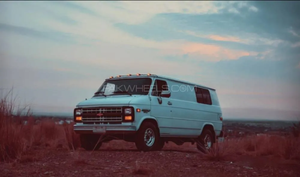 Chevrolet Van 1989 for Sale in Islamabad Image-1