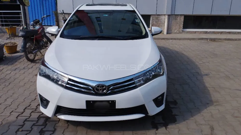 Toyota Corolla 2014 for Sale in Faisalabad Image-1