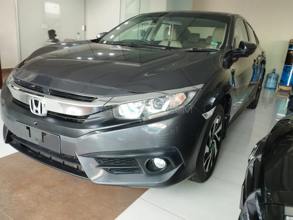 Honda Civic 2018 for Sale in Multan Image-1
