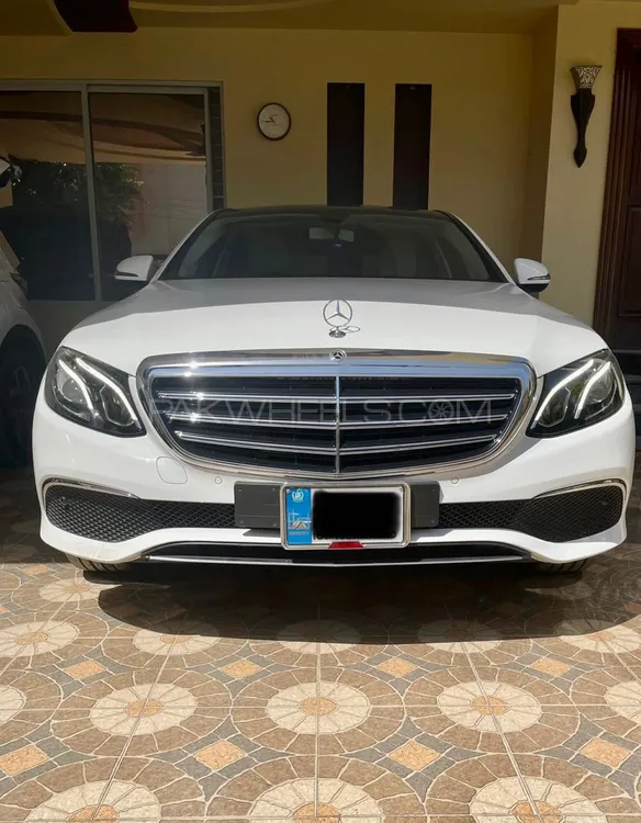 Mercedes Benz E Class 2020 for Sale in Sahiwal Image-1